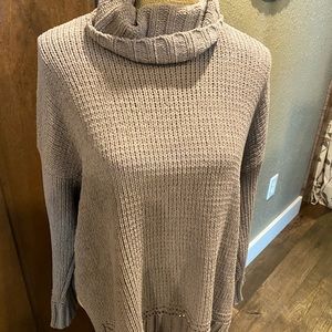 Women’s aerie sweater